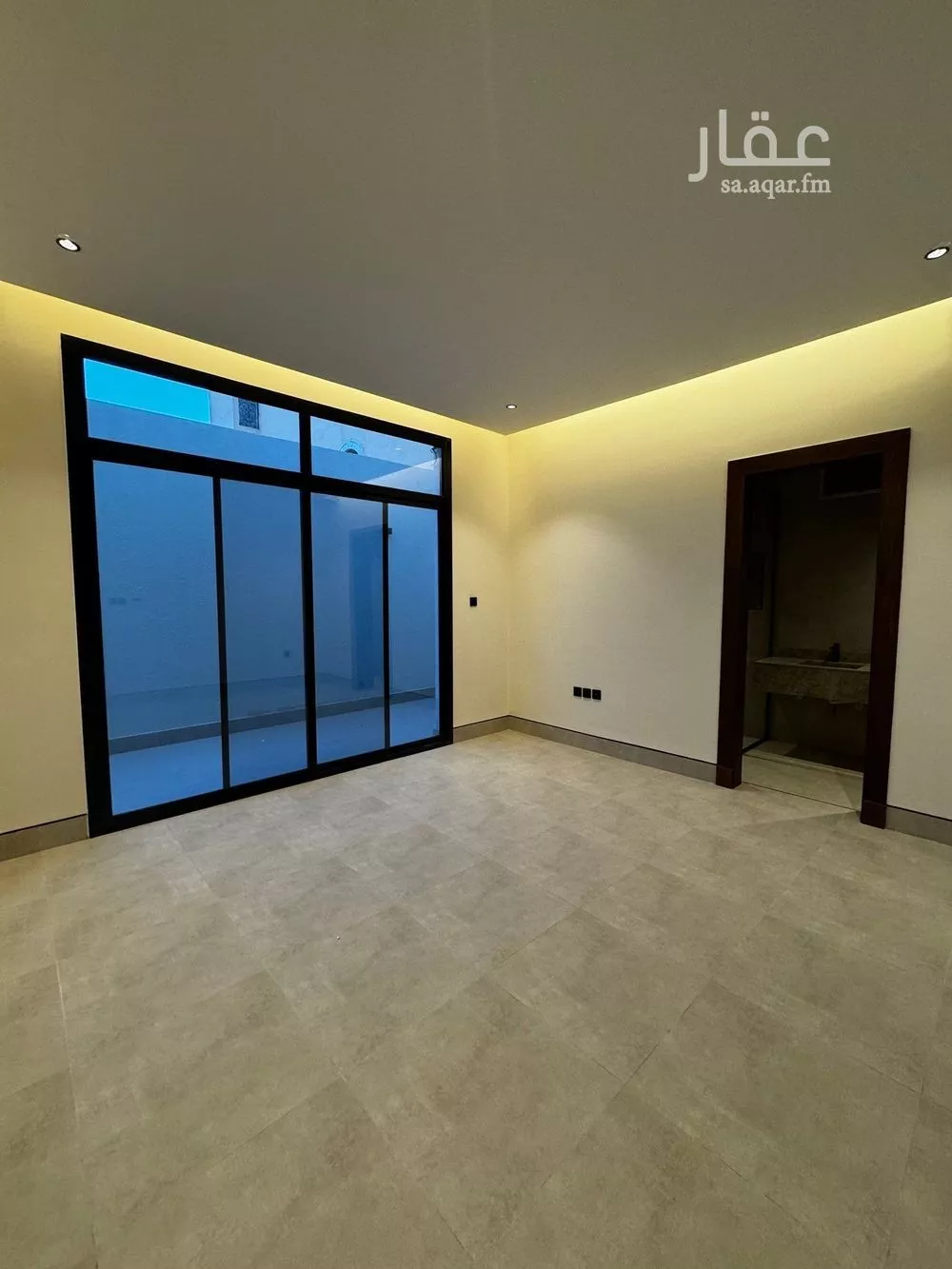 4 bedroom floor in Al Aridh 11