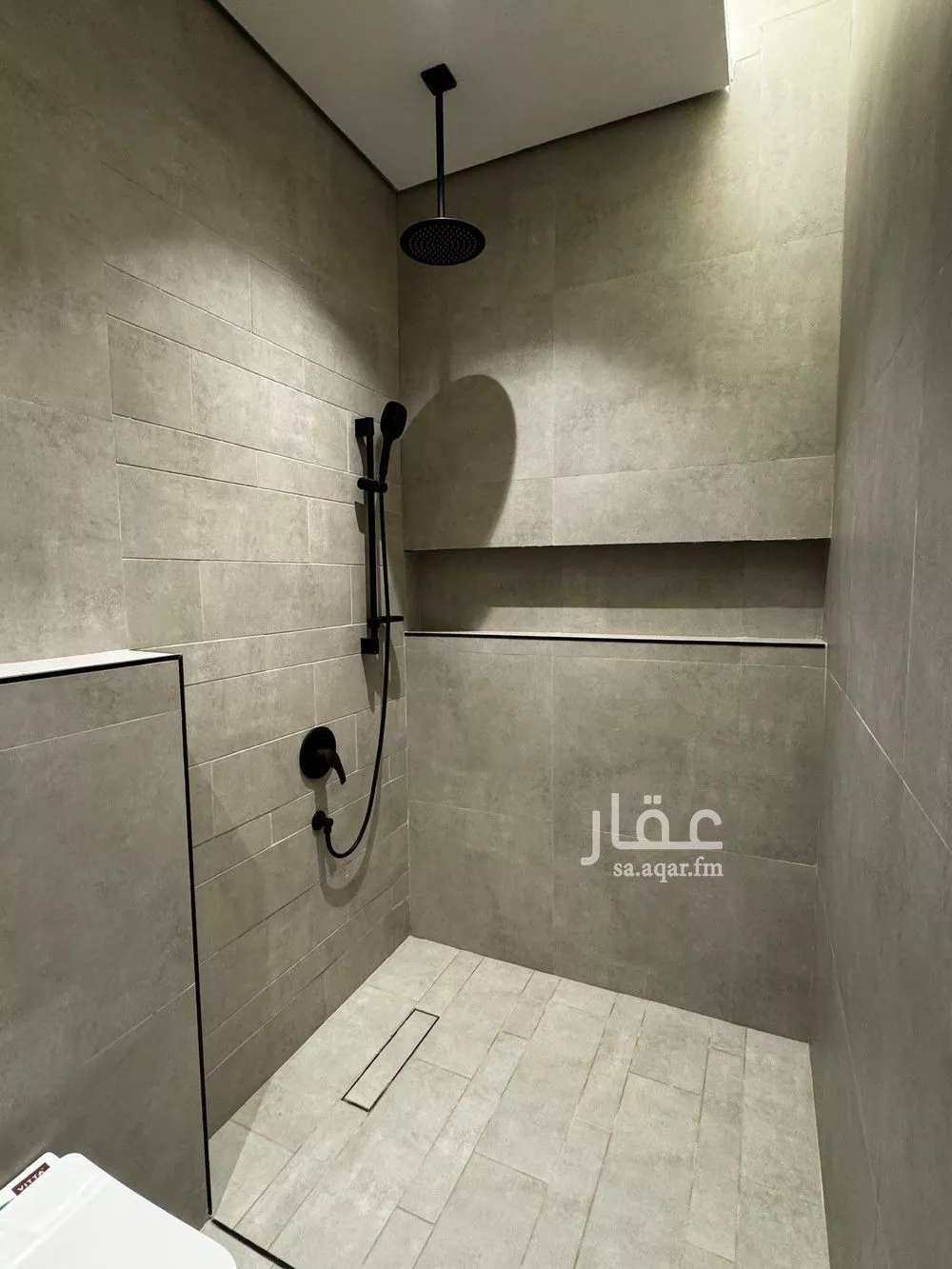 4 bedroom floor in Al Aridh 12