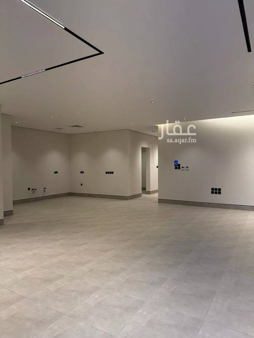 4 bedroom floor in Al Aridh 18