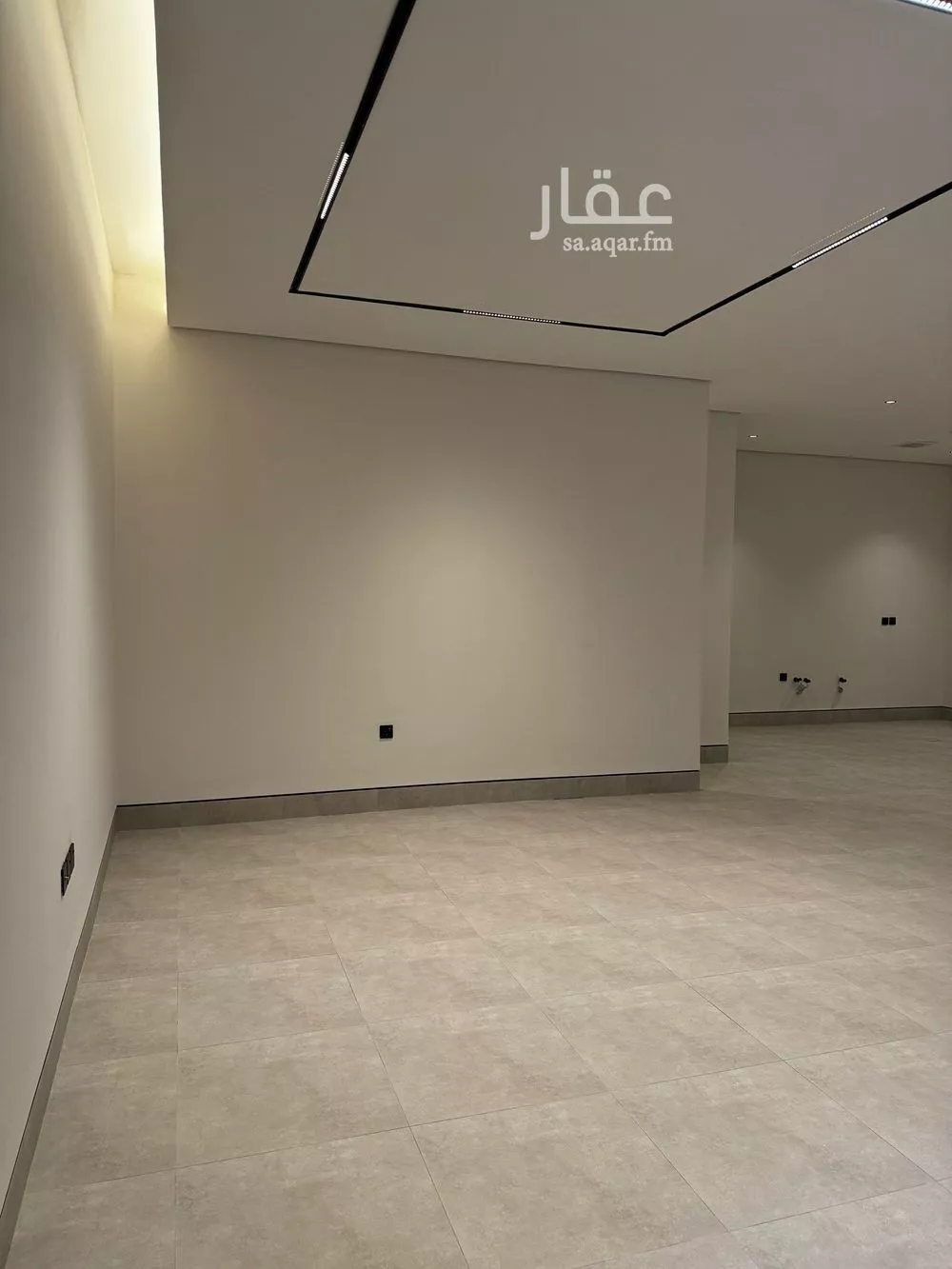 4 bedroom floor in Al Aridh 19