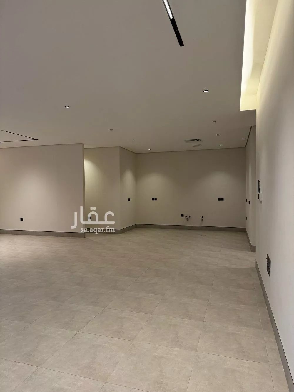 4 bedroom floor in Al Aridh 20