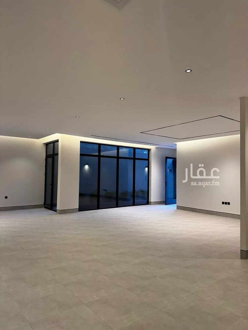 4 bedroom floor in Al Aridh 3