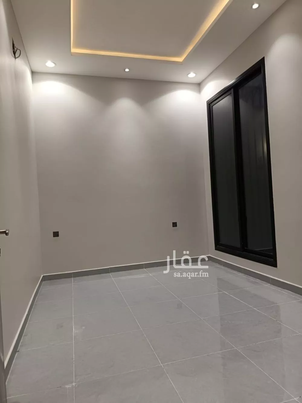 4 bedroom floor in Al Janadriyah 21