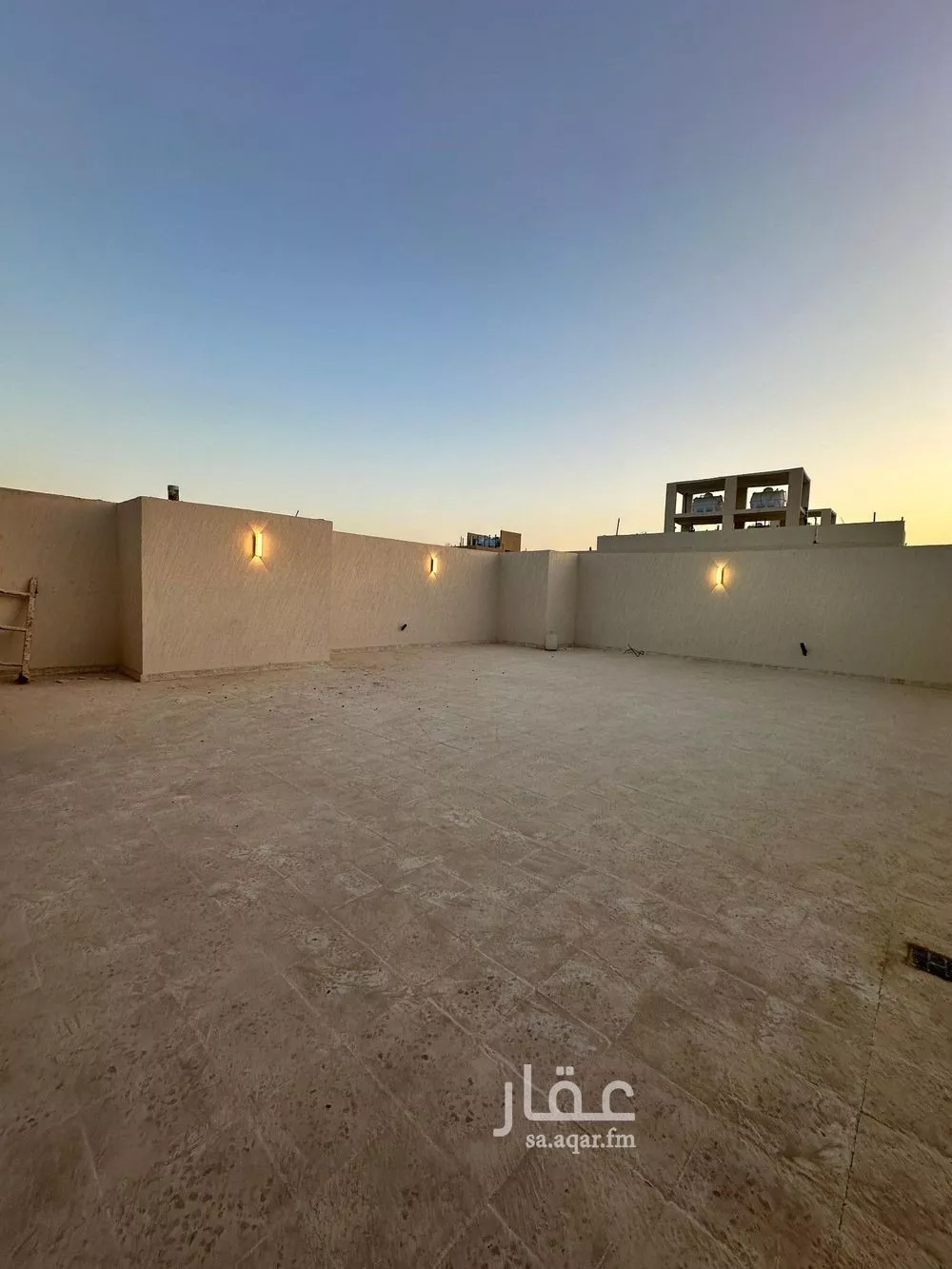 6 bedroom floor in Okaz 2