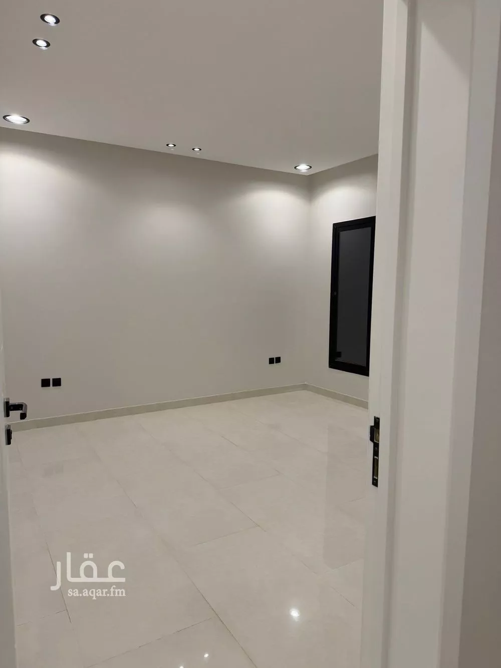 دور 4 غرف في الشرق 8