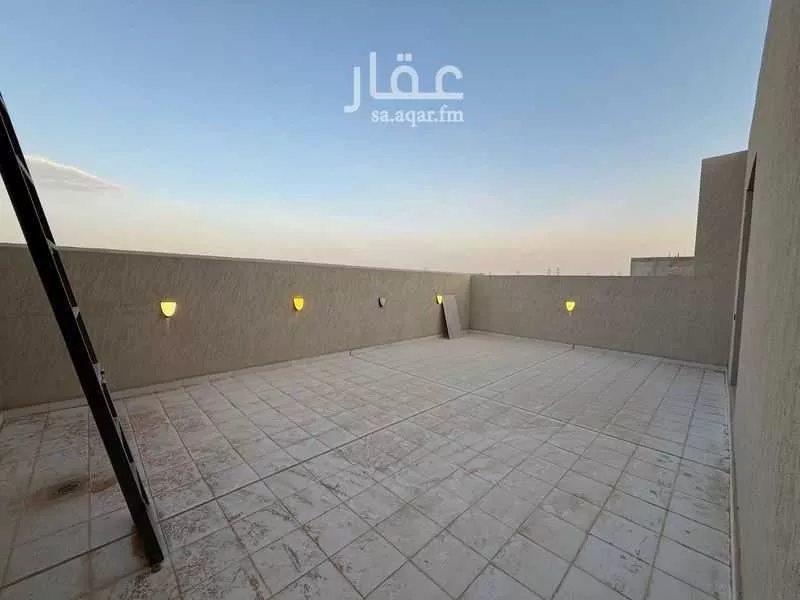 دور 4 غرف في الشرق 13
