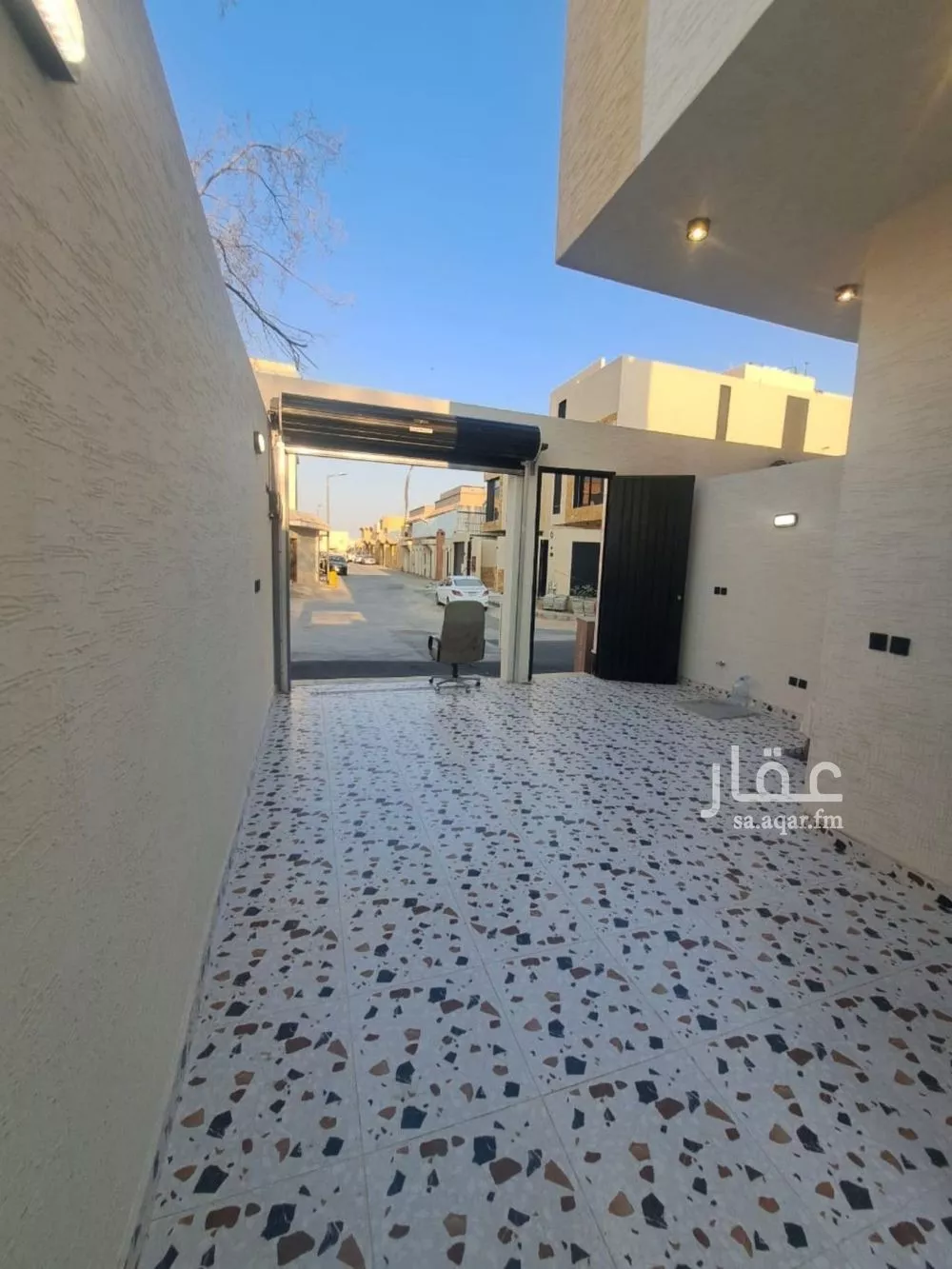 3 bedroom floor in As Suwaidi 12