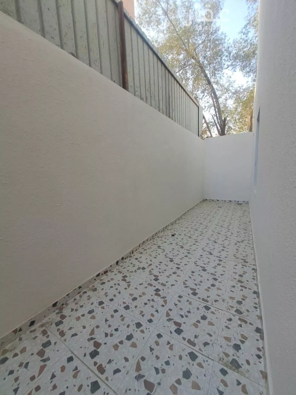 3 bedroom floor in As Suwaidi 10