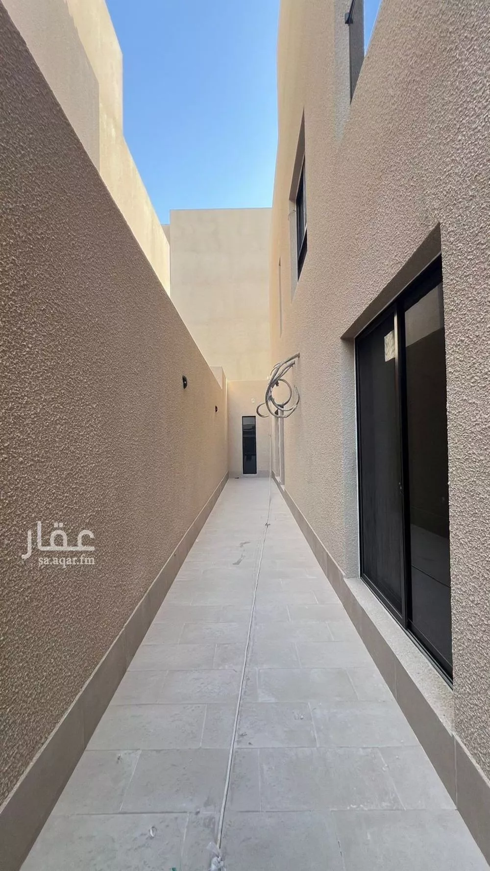 3 bedroom floor in King Fahd 19