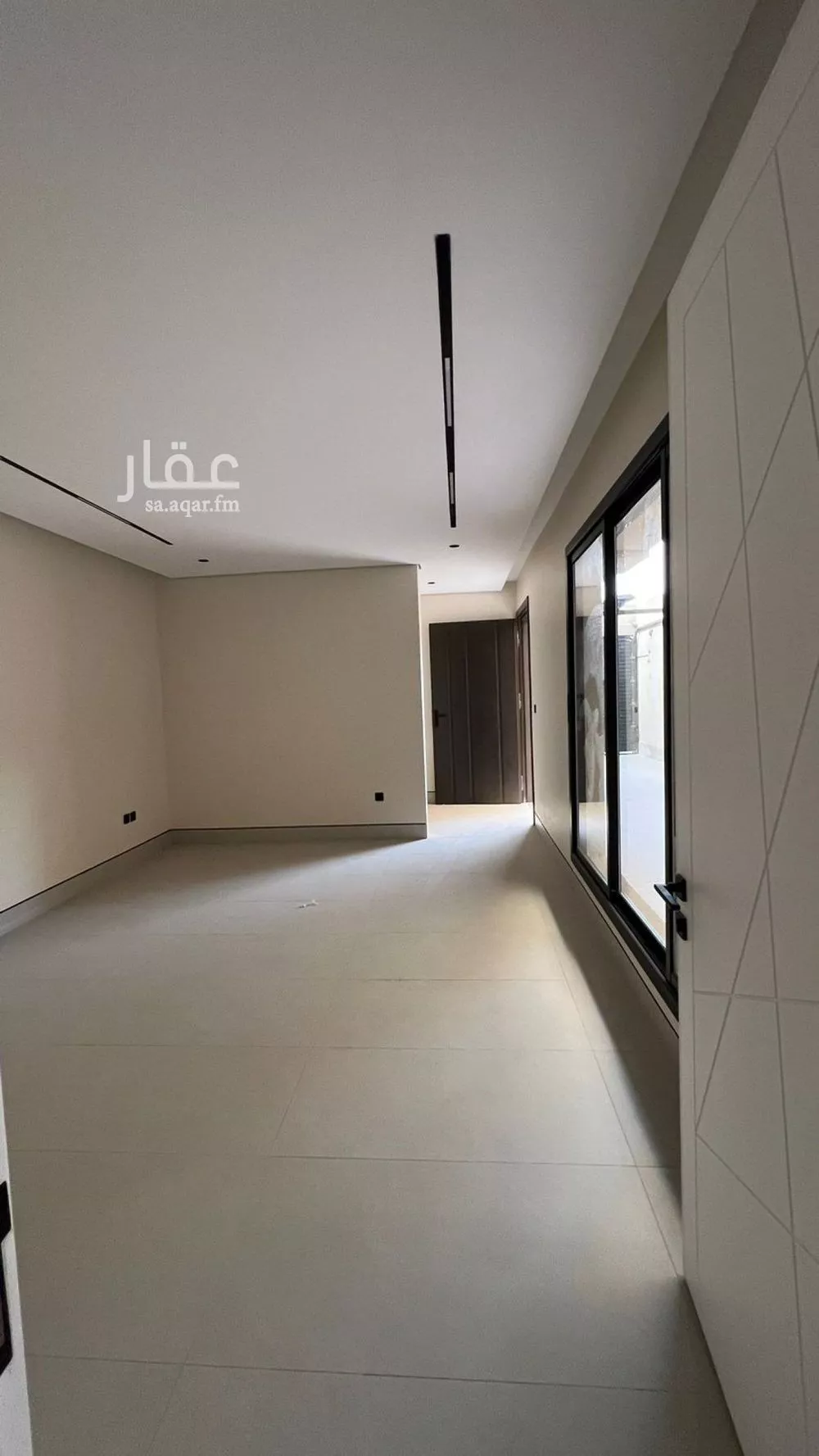 3 bedroom floor in King Fahd 8