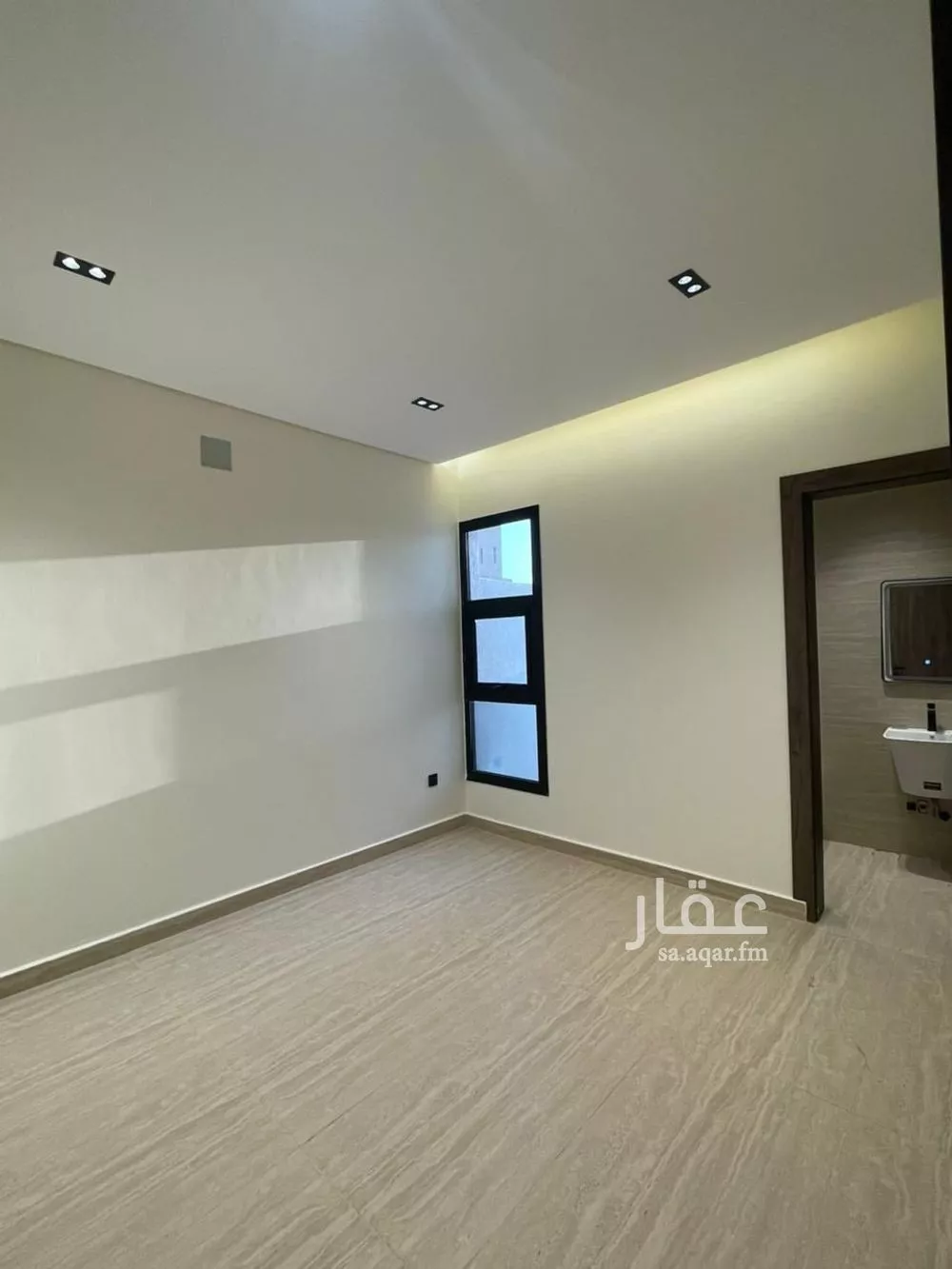 3 bedroom floor in As Suwaidi Al Gharabi 11