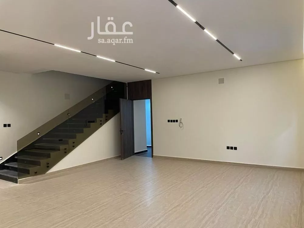 3 bedroom floor in As Suwaidi Al Gharabi 12