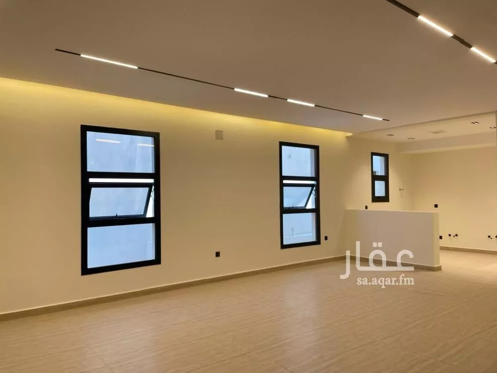 3 bedroom floor in As Suwaidi Al Gharabi 7