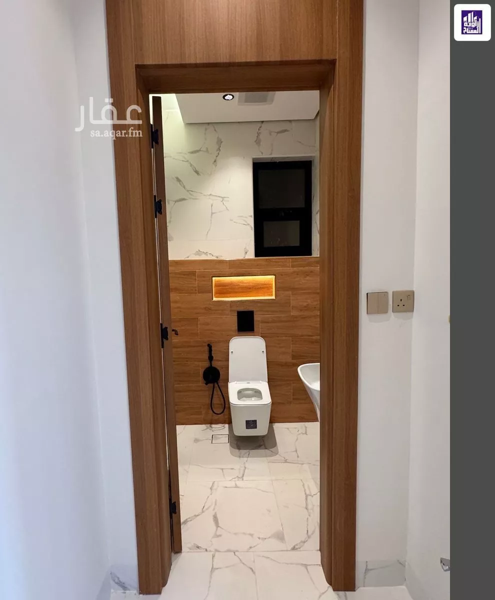 دور 2 غرف في العارض 10