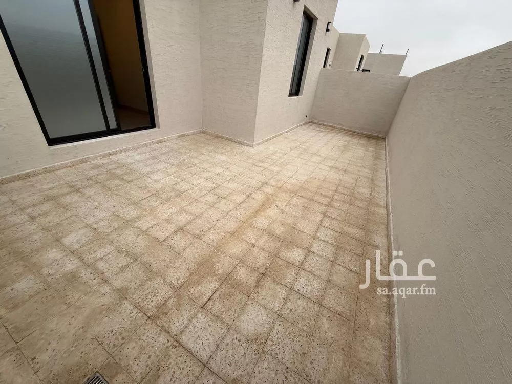 5 bedroom floor in Al Rimal 15