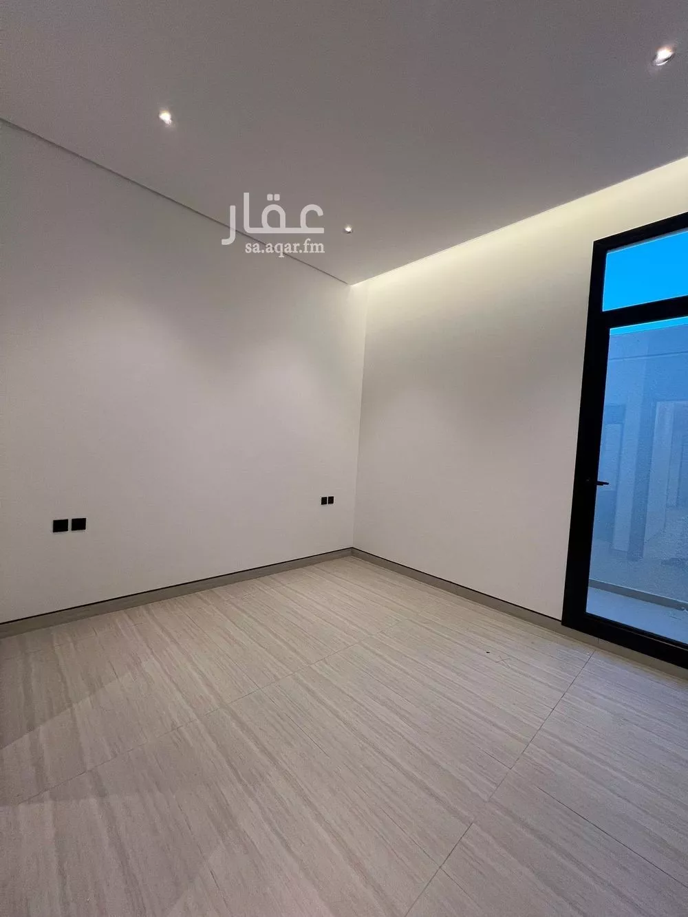 دور 3 غرف في العارض 17