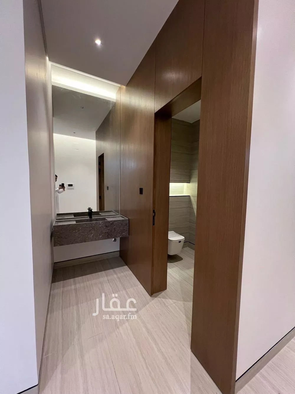 دور 3 غرف في العارض 9