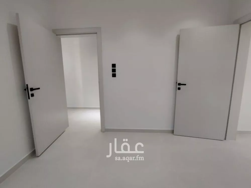 دور 3 غرف في السويدي 15