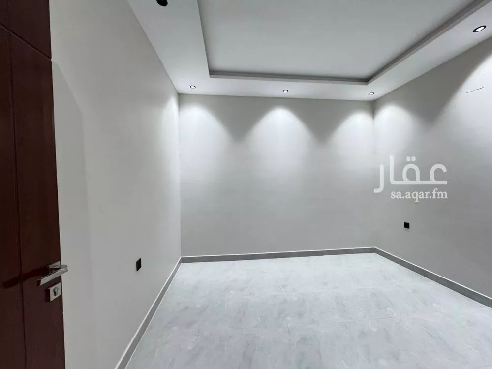 5 bedroom floor in Dahiat Namar 7