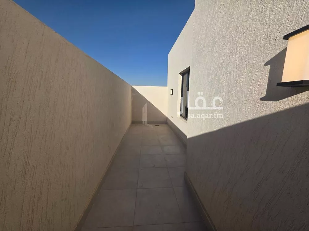 دور 4 غرف في بدر 8