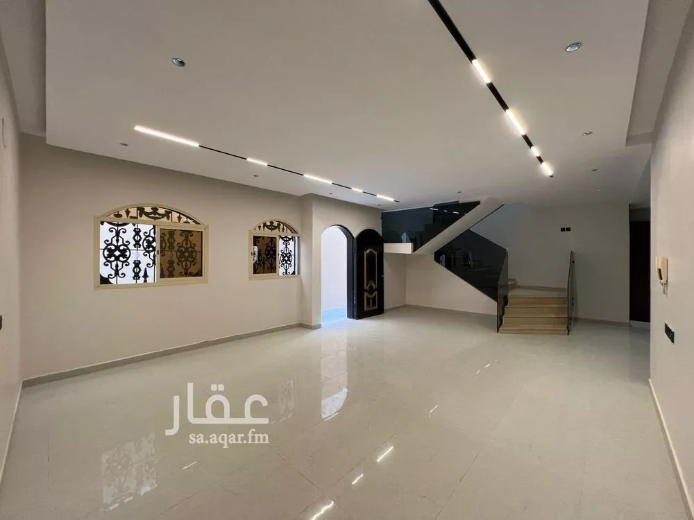 دور 8 غرف في طويق 14