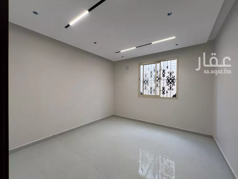 دور 8 غرف في طويق 21