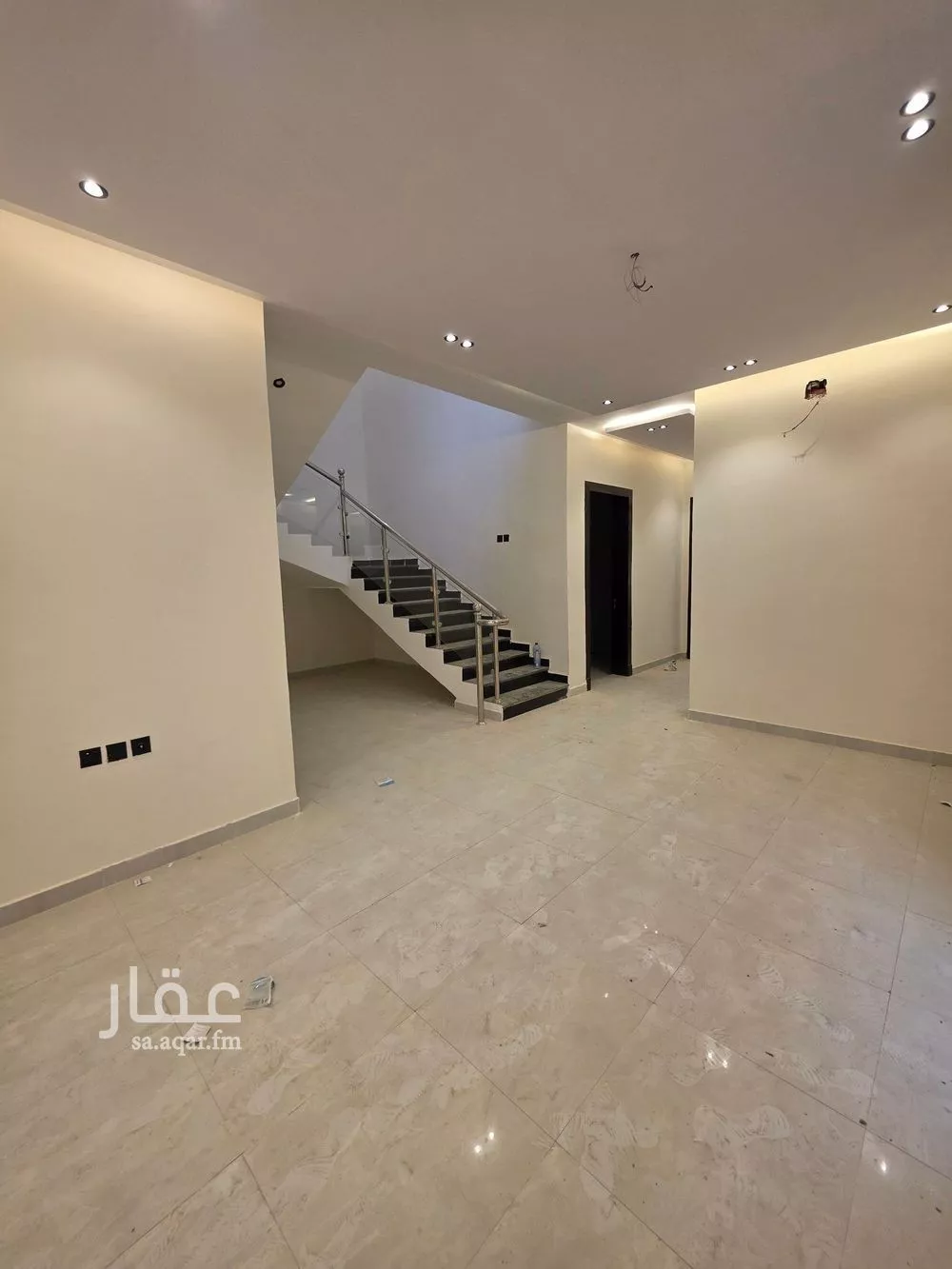 دور 5 غرف في طويق 30
