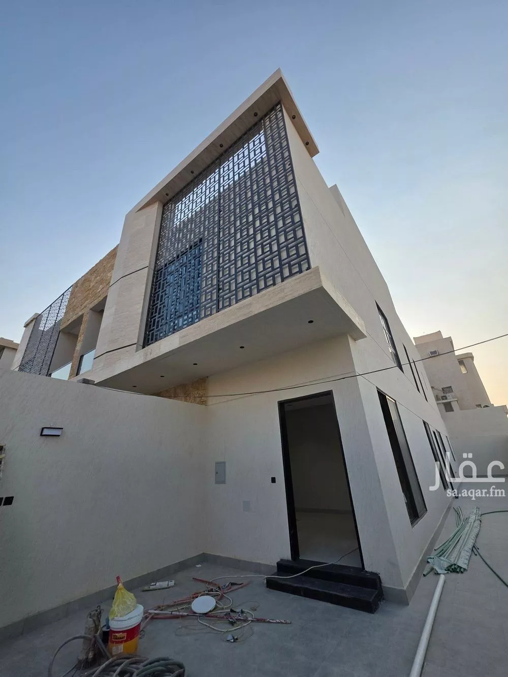 دور 5 غرف في طويق 11