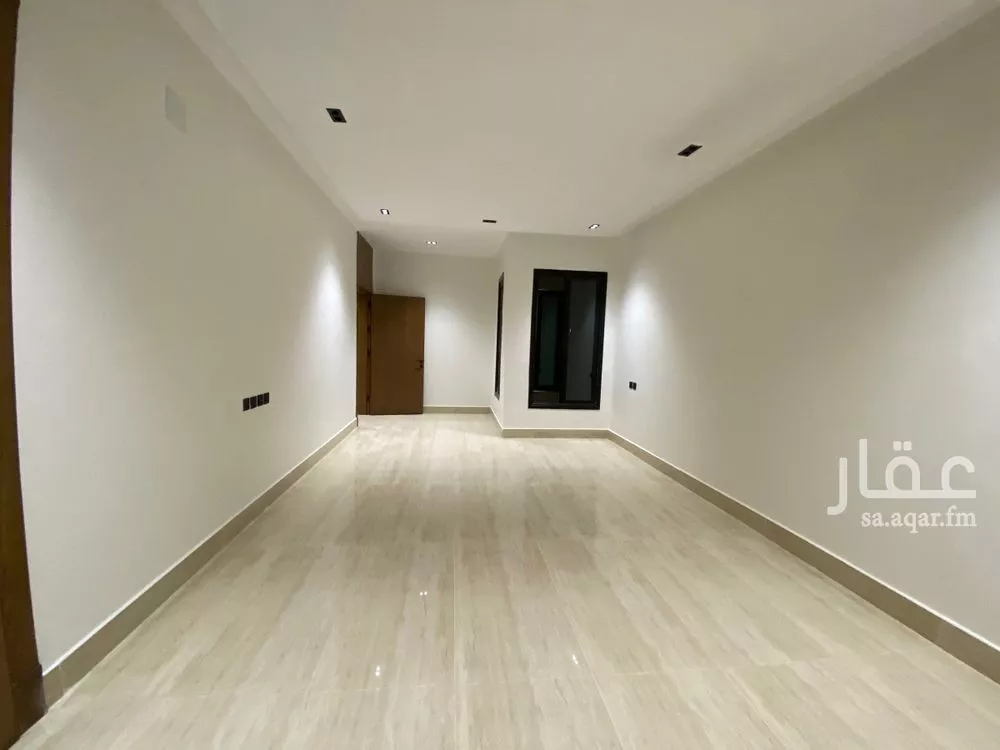 3 bedroom floor in Okaz 2