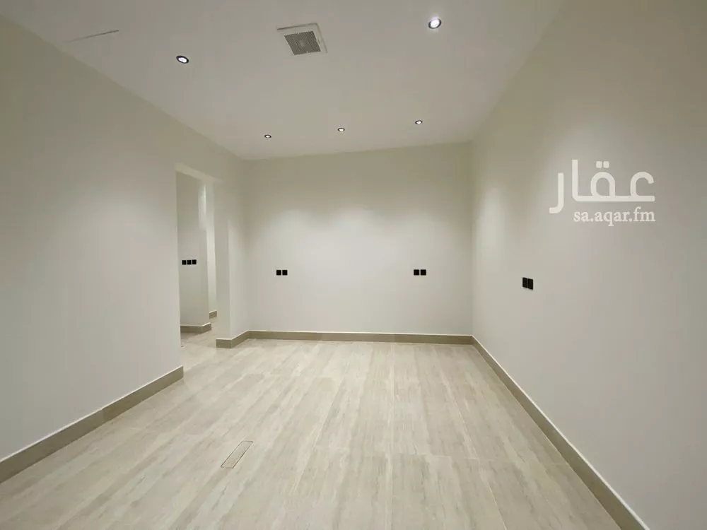 3 bedroom floor in Okaz 14