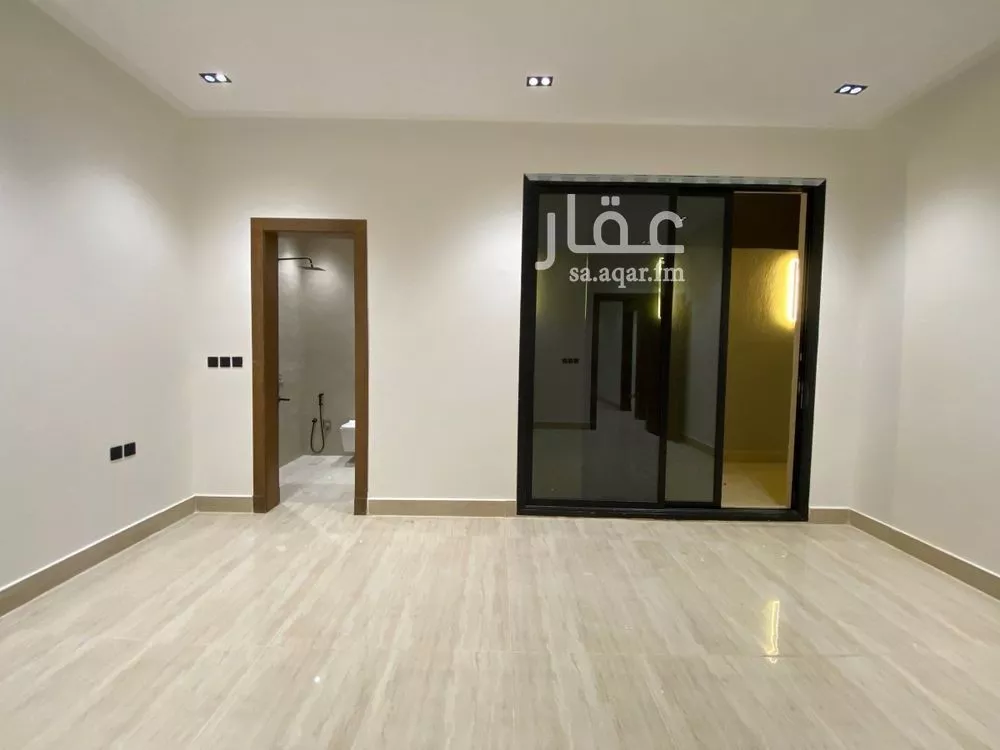 3 bedroom floor in Okaz 10