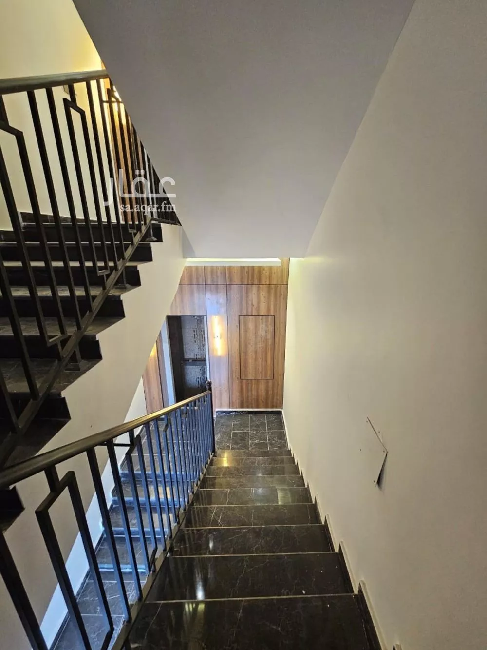 3 bedroom floor in Tuwaiq 4