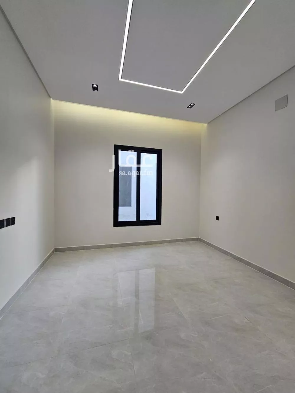 3 bedroom floor in Tuwaiq 10