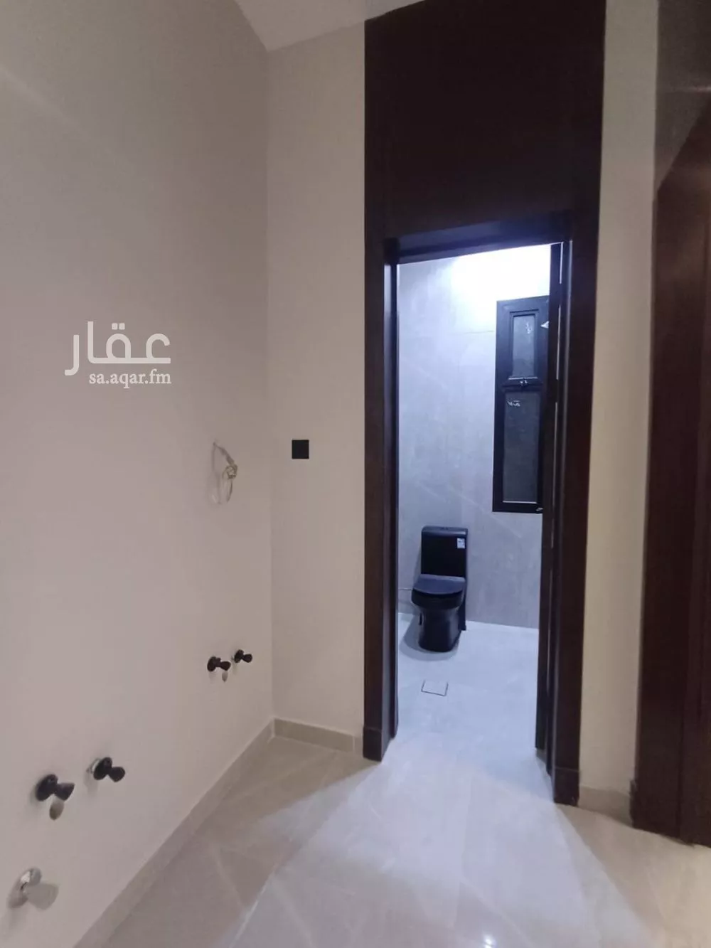 4 bedroom floor in Al Janadriyah 2