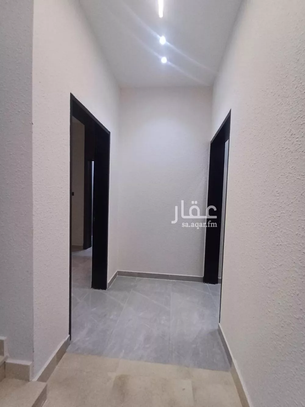 4 bedroom floor in Al Janadriyah 11