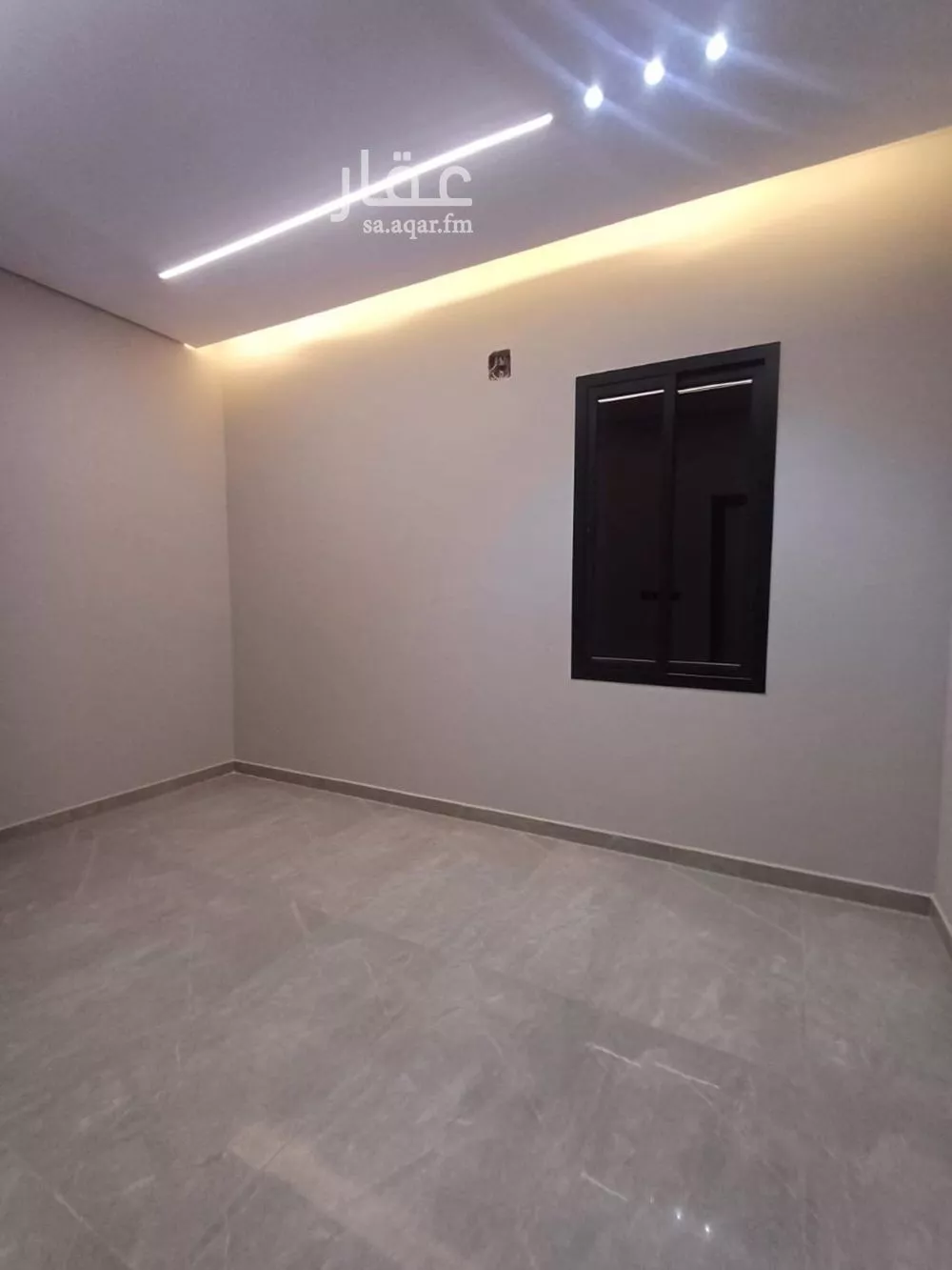 4 bedroom floor in Al Janadriyah 10