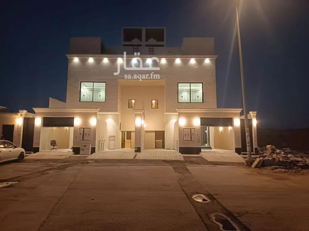 4 bedroom floor in Al Janadriyah 20