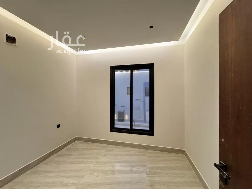 3 bedroom floor in Dirab 11