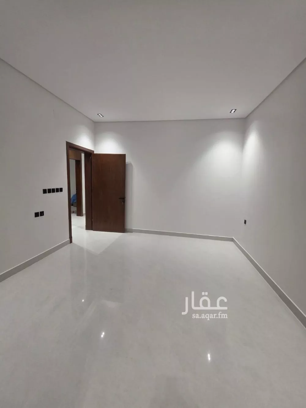 دور 5 غرف في طويق 11