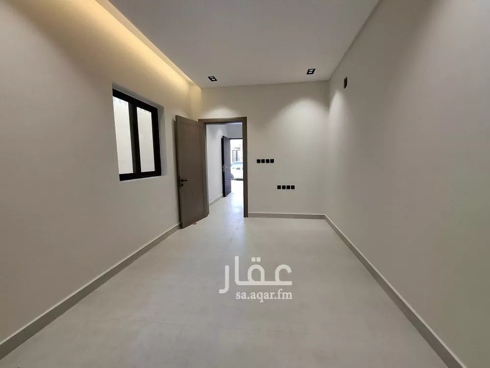دور 4 غرف في السويدي 11