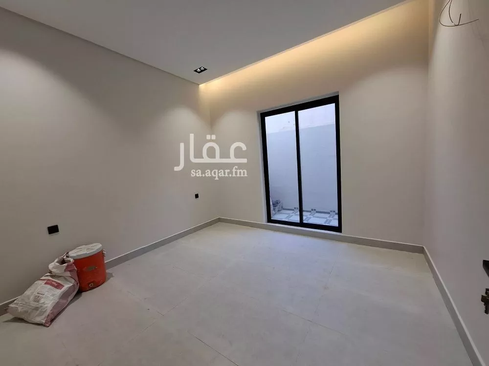دور 4 غرف في السويدي 9