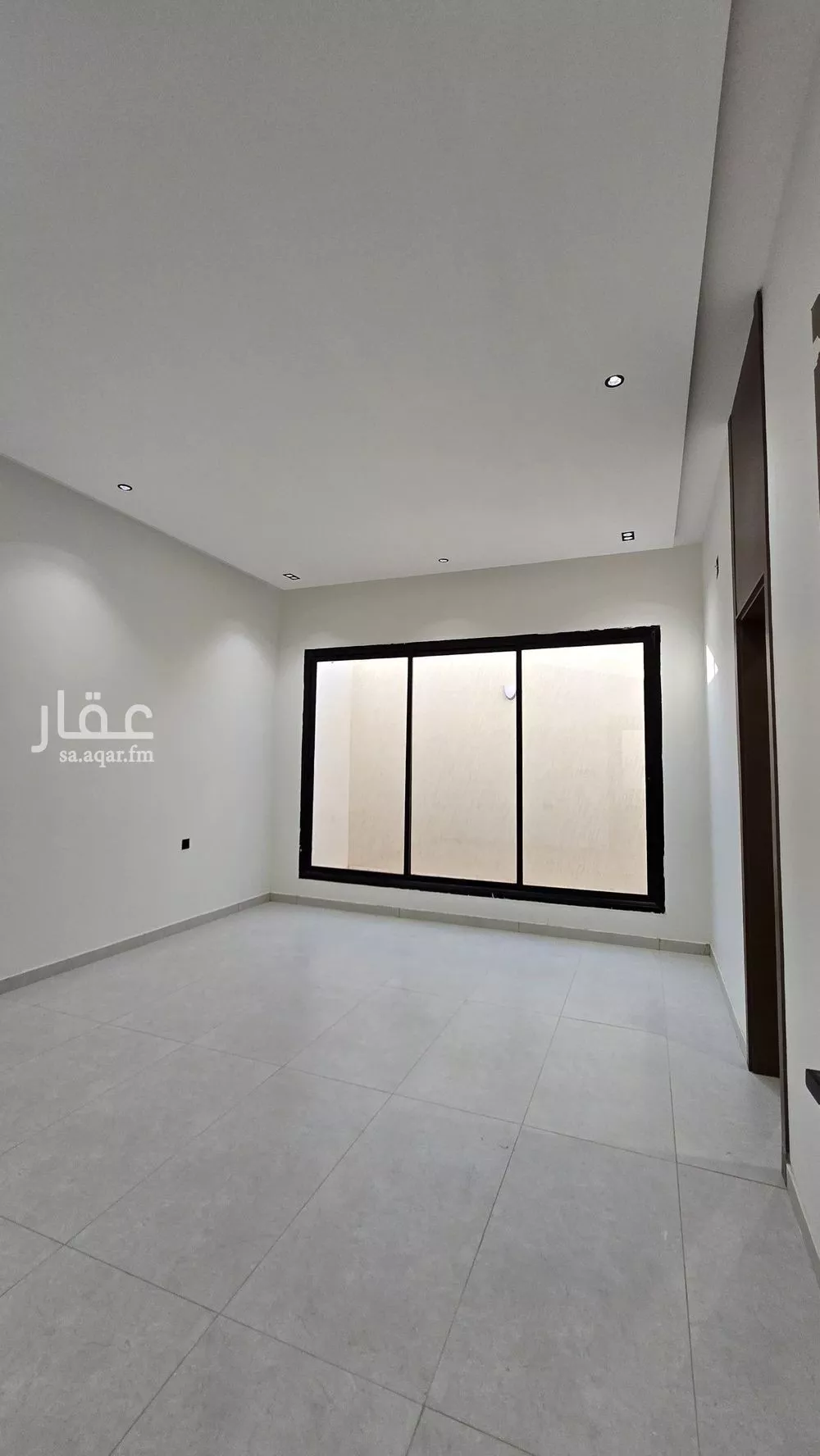 6 bedroom floor in Okaz 3