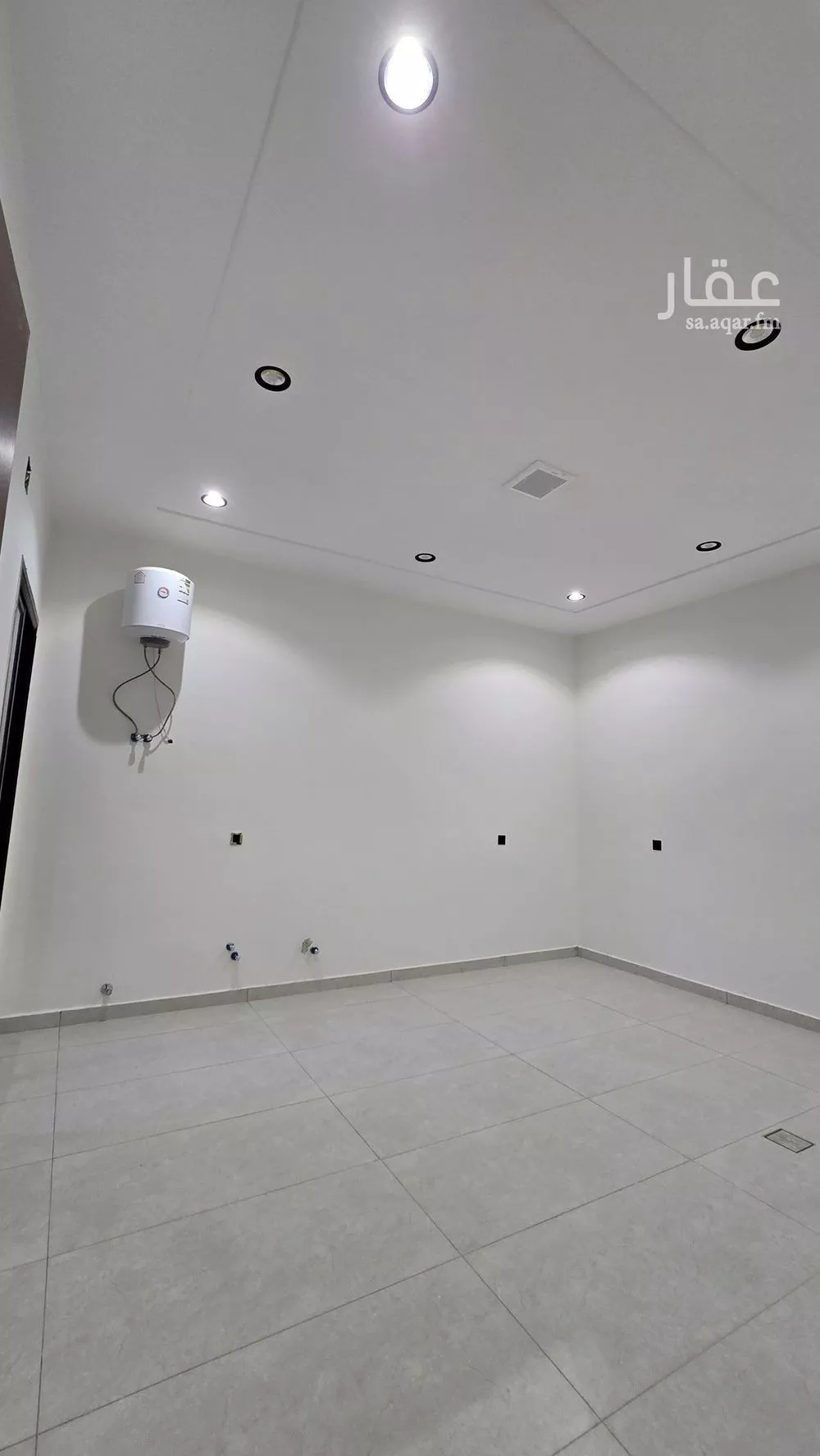 6 bedroom floor in Okaz 5
