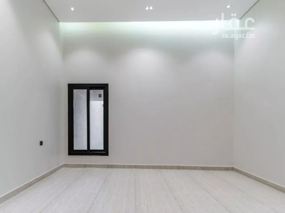 3 bedroom floor in Al Janadriyah 10