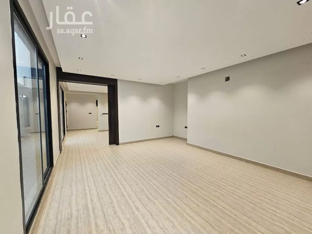 دور 3 غرف في العارض 7