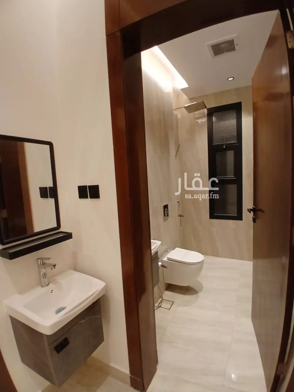 3 bedroom floor in Al Yarmouk 5