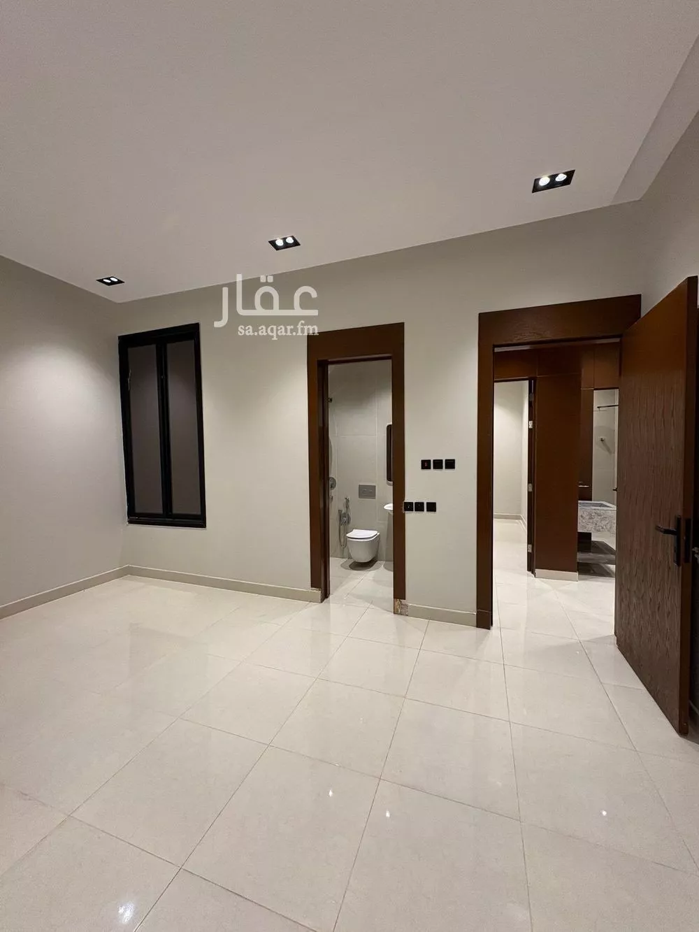 4 bedroom floor in Al Yarmouk 16