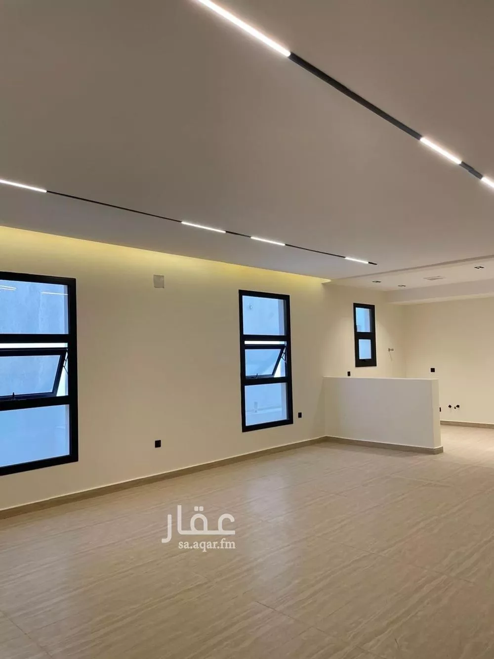 3 bedroom floor in As Suwaidi Al Gharabi 4
