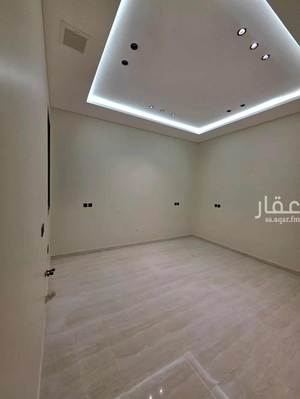 5 bedroom floor in Dirab 12