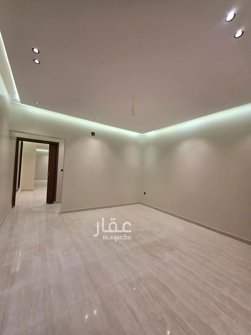 5 bedroom floor in Dirab 14